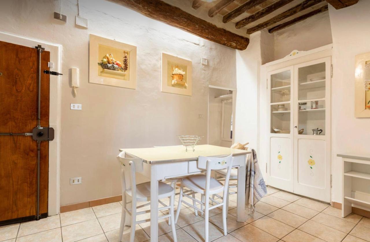 Perugia Historic Center Apartment Bagian luar foto